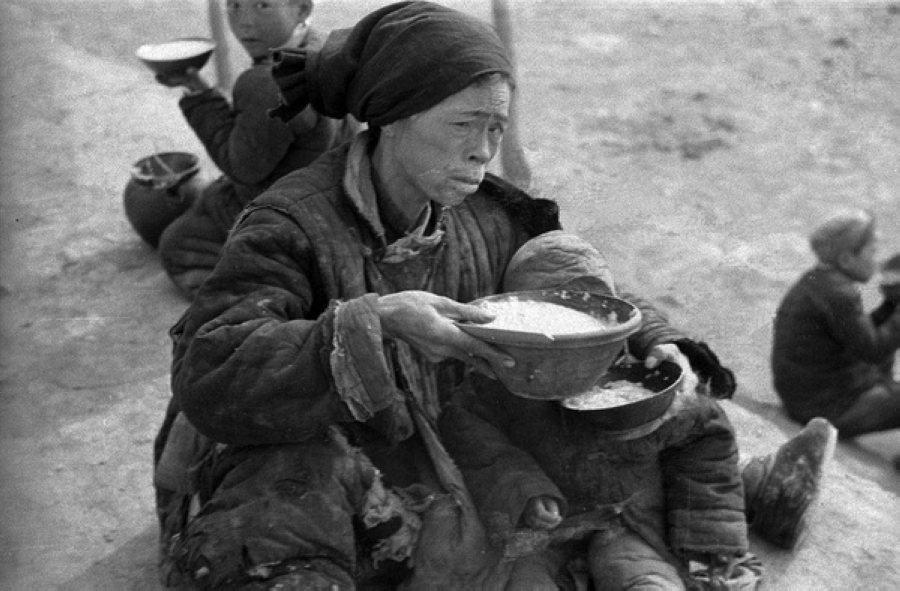 照片里的1942年河南大饑荒