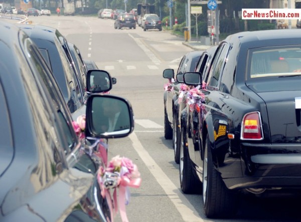 最貴婚車總價超1億 處女新娘真容首現(xiàn)