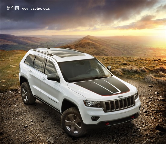 2012年9月公布的Jeep大切諾基Trailhawk