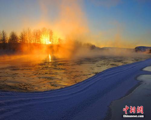 新疆阿勒泰公布滑雪靚照