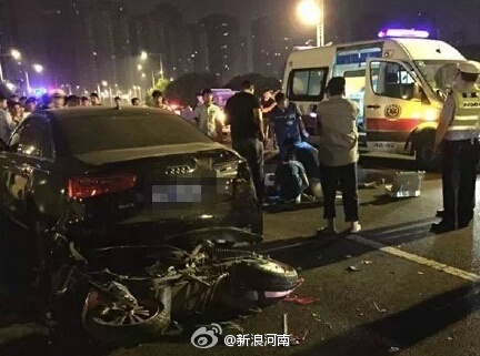 大學(xué)生騎電動車飆車 100邁追尾身亡