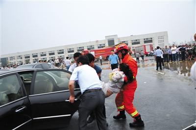 江蘇龍卷風(fēng)已致78人遇難 傷者太多醫(yī)院床位不夠