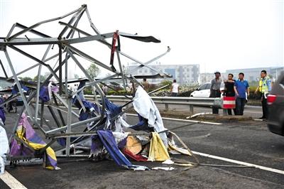 江蘇龍卷風(fēng)已致78人遇難 傷者太多醫(yī)院床位不夠