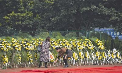 女飛行員余旭骨灰今日下午回歸故鄉(xiāng) 20日安葬