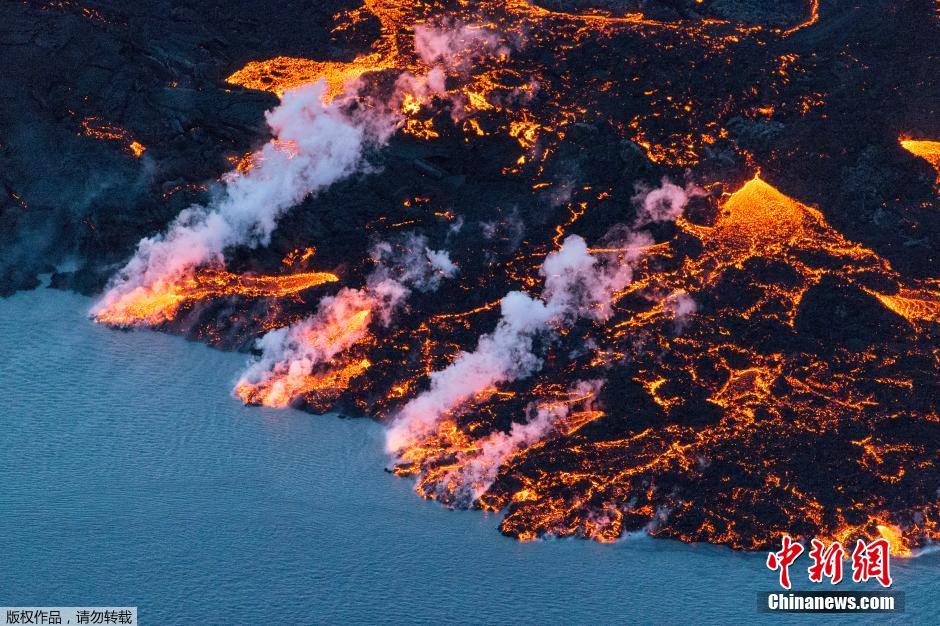 冰島巴達本加火山爆發(fā)