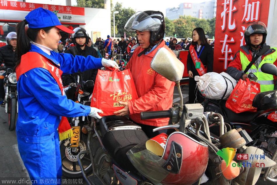 今年廣東、廣西兩省共193座中石化油站將為返鄉(xiāng)車(chē)主提供“6+X”免費(fèi)服務(wù)，并將為1萬(wàn)名“返鄉(xiāng)摩騎”免