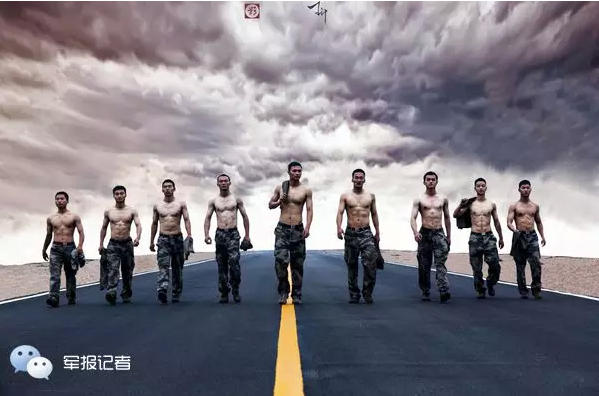 軍校學(xué)員變身“肌肉男”硬漢