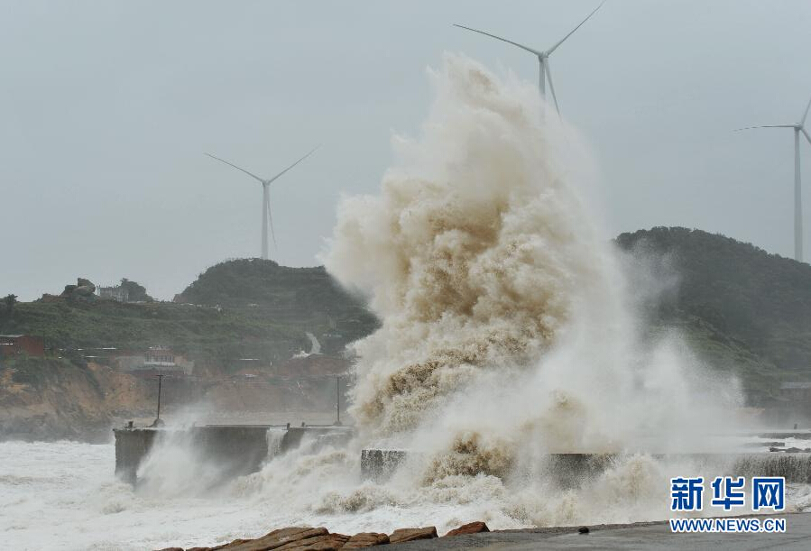 臺(tái)風(fēng)“蘇迪羅”在福建莆田市秀嶼沿海登陸