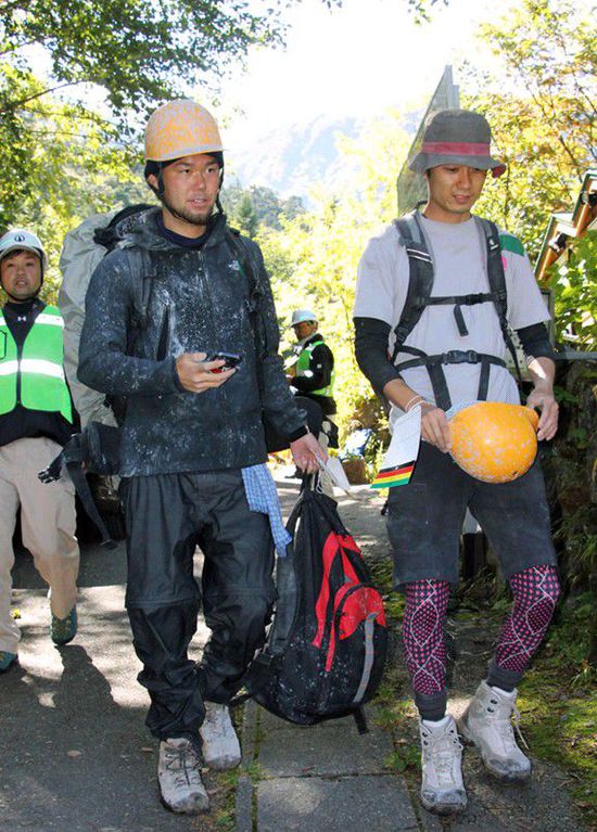 日本火山噴發(fā)致30余人心臟驟停 游客稱場景 如地獄 (圖)