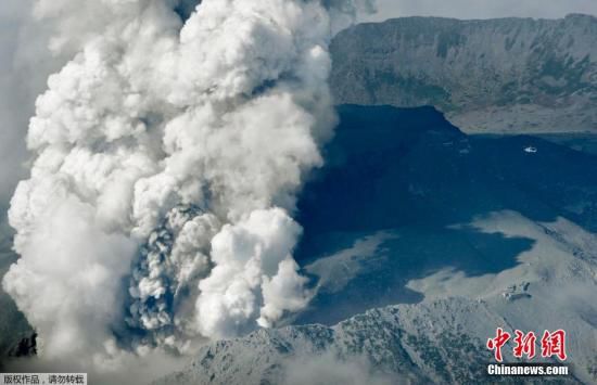 日本火山噴發(fā)救援行動繼續(xù) 仍有45人下落不明