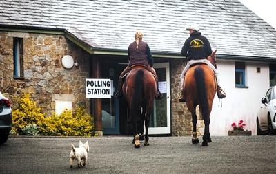 英國是否脫歐今日揭曉 中方：尊重英國人民選擇