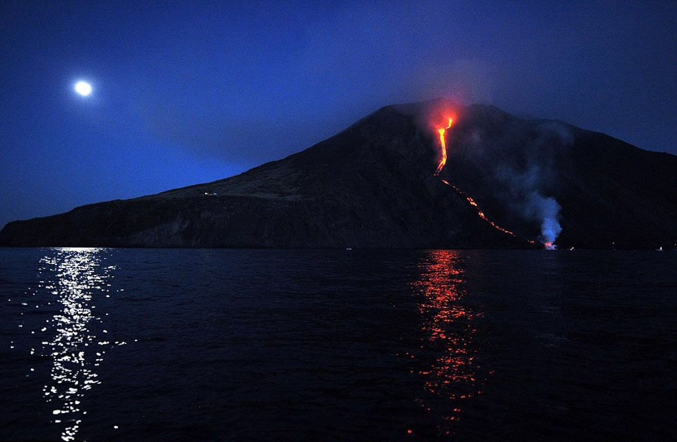 意大利火山噴發(fā)